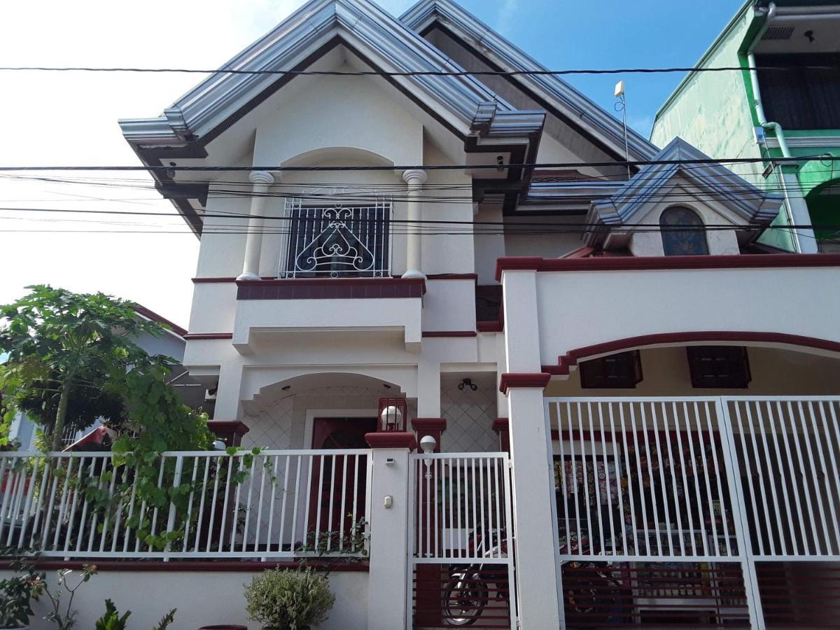 Fabuluz Luxury At Princess Place Malolos Exterior photo